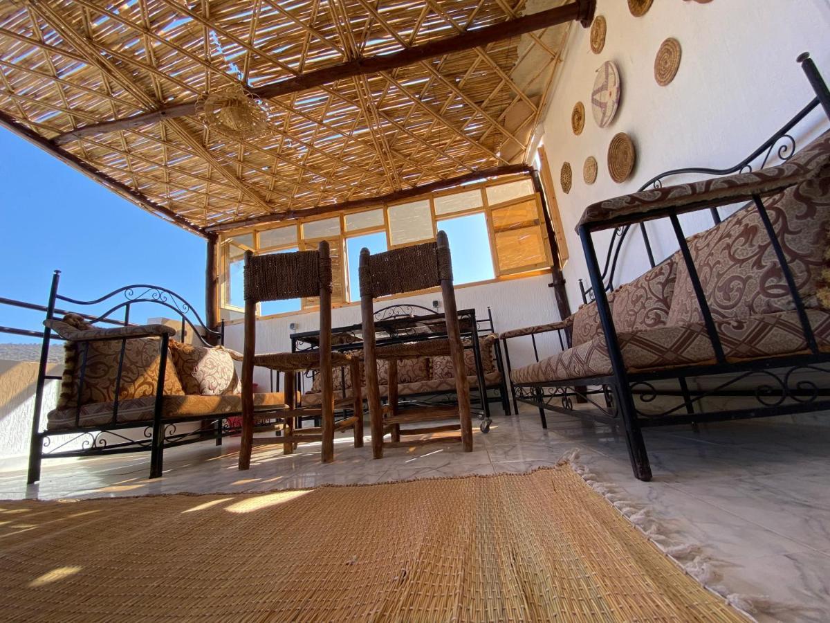 Tamraght Red Carpet Surf Camp Sea, Mountain & Garden Escape酒店 外观 照片